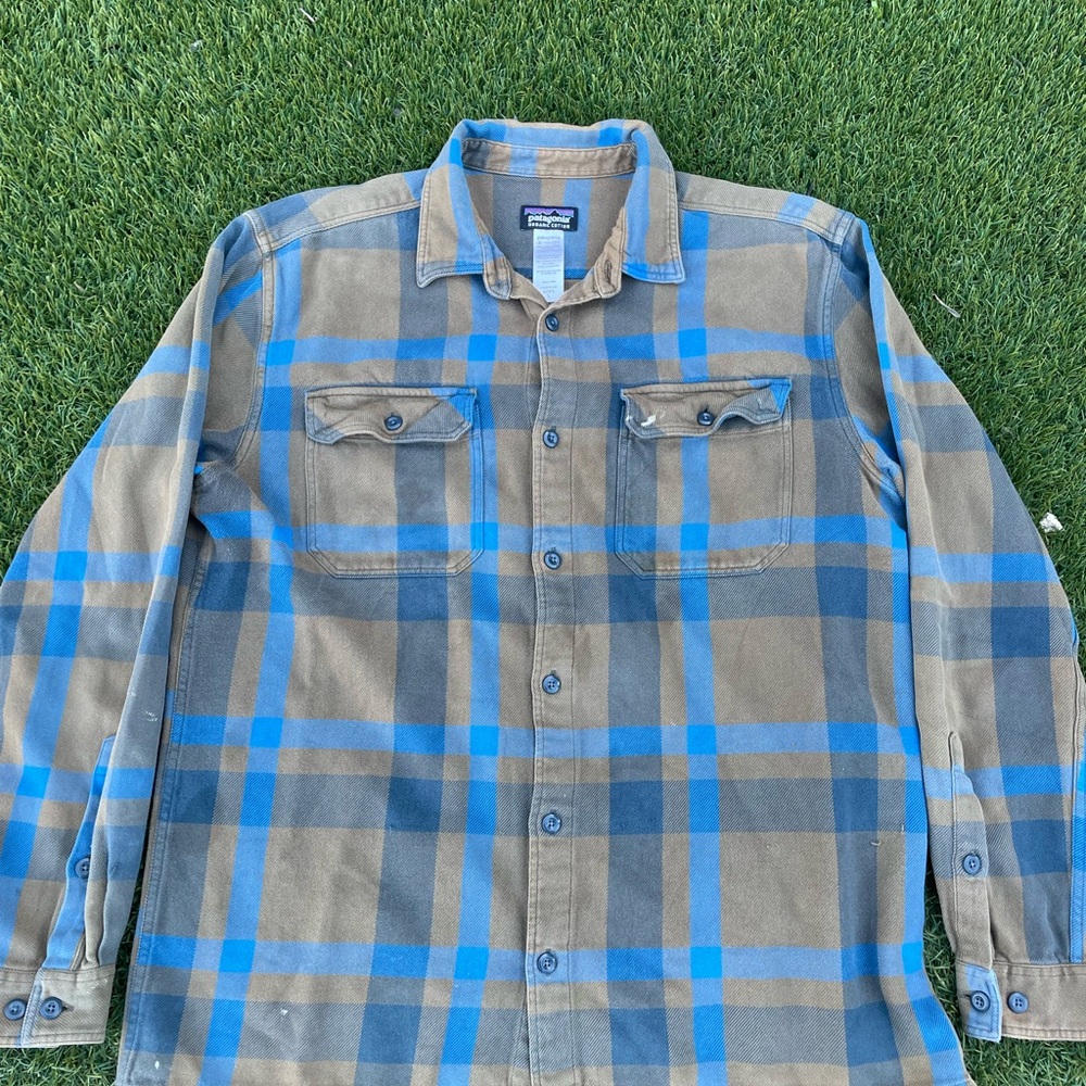 Patagonia Organic Cotton Blue and Tan Shirt